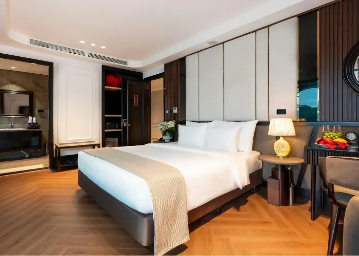 Hotel en barco Celina Of The Sea Cruise
