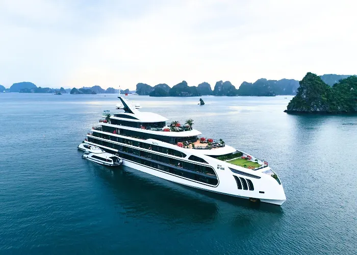 Celina Of The Sea Cruise Hotel en barco