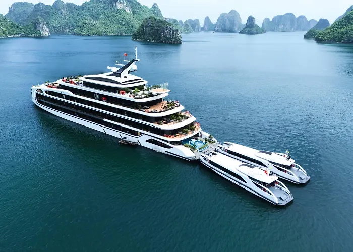 Hotel en barco Celina Of The Sea Cruise